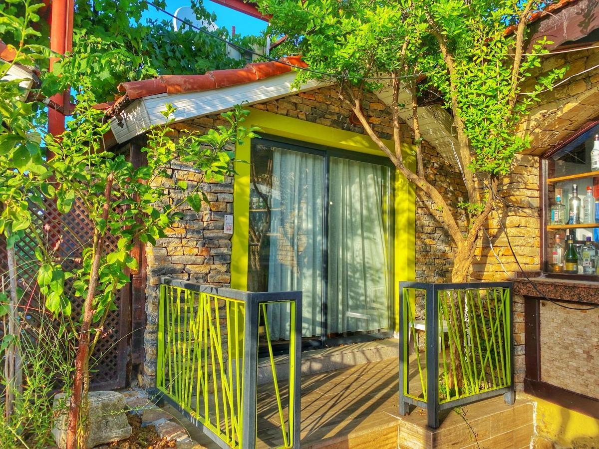 Otel Leda 3*