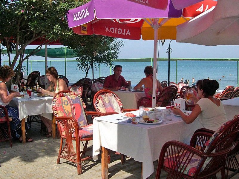 Leda Hotel 3*