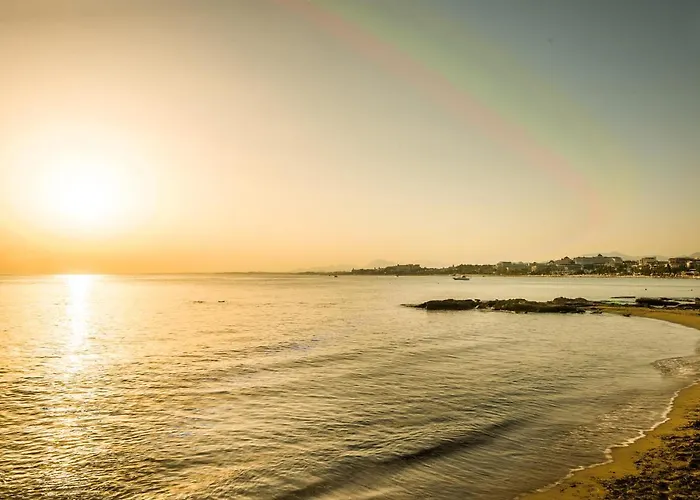 Leda Beach Hotel