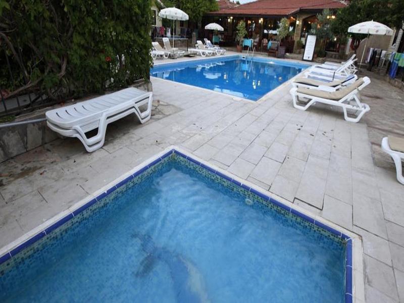 Hotel Leda 3*